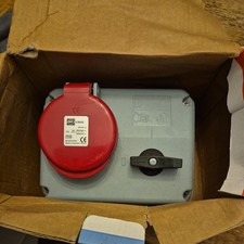 MK K9645RED 32A Angled