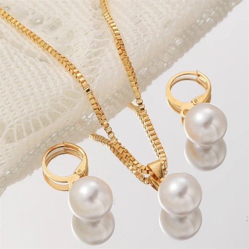 Elegant imitation pearl - imitation,