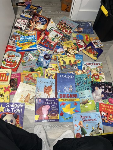 Joblot childrens books - joblot, (around