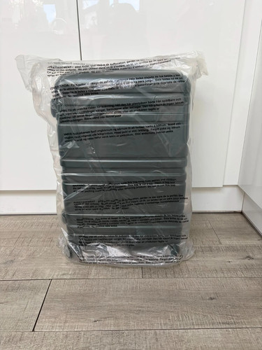 Medium hard samsonite suitcase - samsonite,