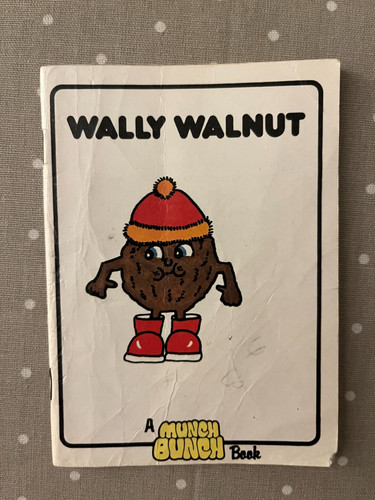Wally walnut vintage munch - vintage,