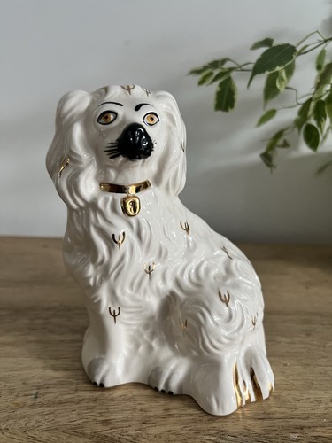 Royal doulton staffordshire - royal,