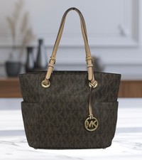 Michael Kors Jet Set Signature