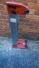 Hilti DD130 core drill rig