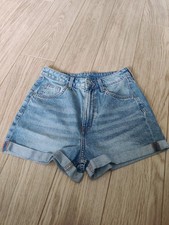 Ladies H & M Divided Light