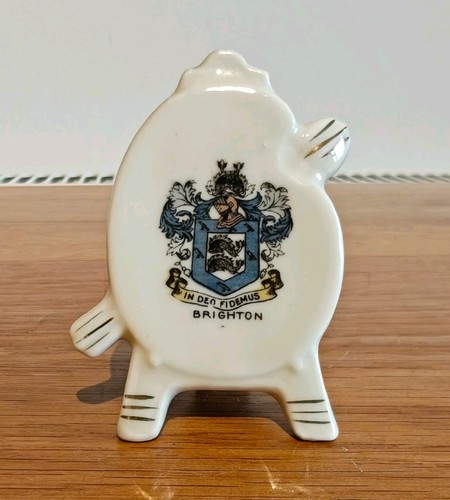 Vintage crested ware ceramic - crested,