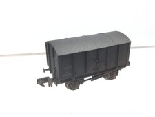Dapol 2F-013-066 N Gauge GWR Gunpowder Van W105730 Weathered