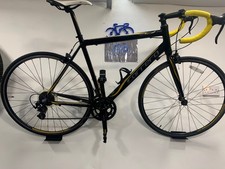 carrera zelos road bike