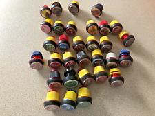 Buttons  small mainly DOND ones- lot A