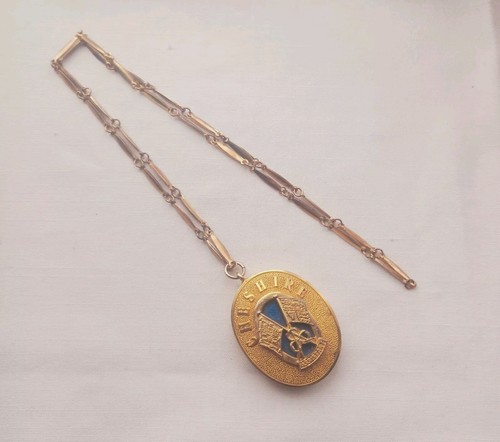 Vintage masonic jewel - &, chain