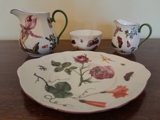 4 x Vintage Royal Collection - Chelsea Porcelain - Jugs, Sugar Bowl, Plate