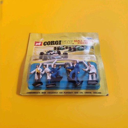Corgi toys 1505 garage - corgi,