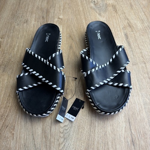 Next smart black white - next,