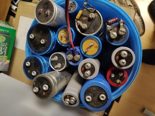 Large can electrolytic - can,