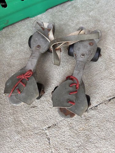 1950s vintage metal - vintage, roller