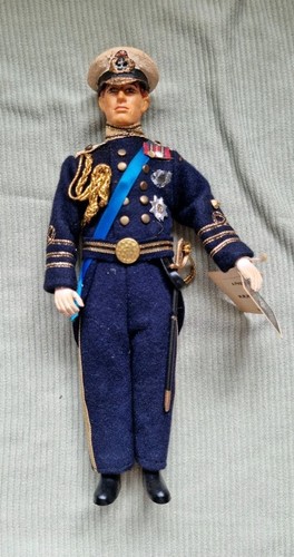 Peggy nisbet doll - peggy, h.r.h