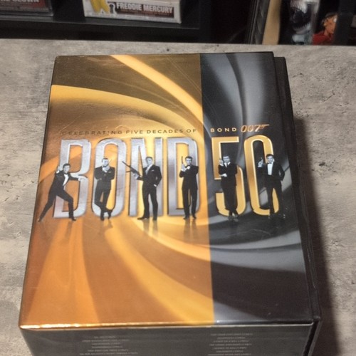 Bond dvd box set - box, films
