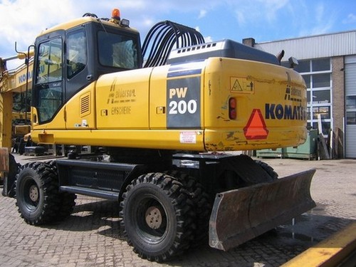 Komatsu pw200 pw 220 - komatsu, pw200-7h