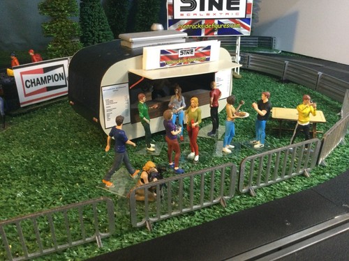 Scalextric figures slot car - slot,