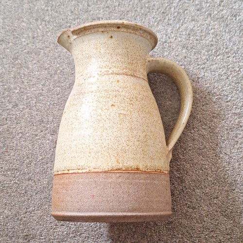 Beige brown stoneware - &,