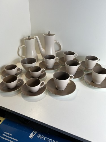 Poole pottery twin tone - twin,