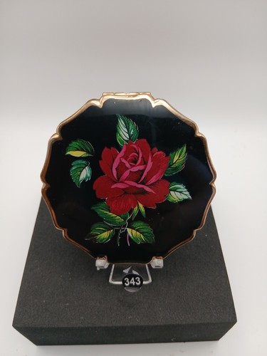 Lovely vintage stratton powder - stratton,