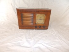 Vintage Valve Radio  Pilot 'Little Maestro' Compact