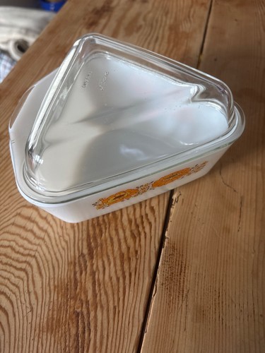 Pyrex sunflower lidded - pyrex,