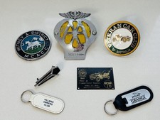 Bundle of Vintage Car Badges & Keyrings AA Veteran Club Hillman Witney MC & CC 