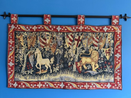 Heraldic lion unicorn loom - heraldic,