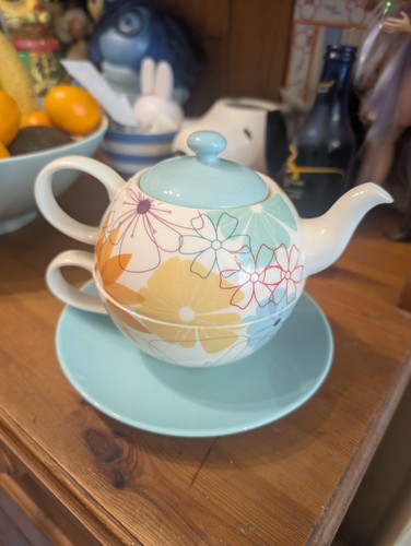 Portmeirion crazy daisy teapot - portmeirion,