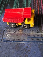 Matchbox Dump Truck Yellow- Red 1989 vintage/retro toy model -1:140 good 