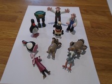 Wallace and Gromit figures