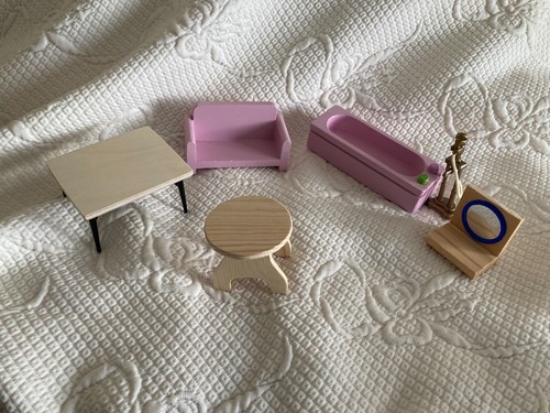 Various dolls house - , wooden