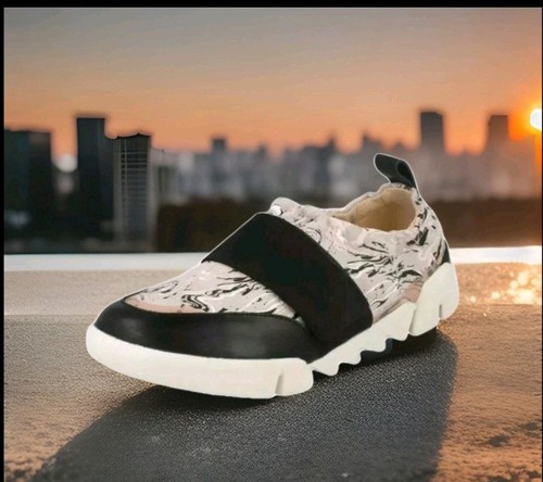 Clarks tri - 3.5, (36