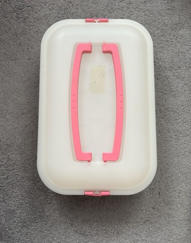 Cupcake muffin carrier holds - carrier,