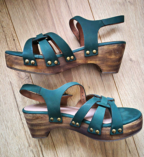 Fatface leoni mid heel clog - fatface,