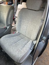 Nissan elgrand mk2 e51 - e51, front