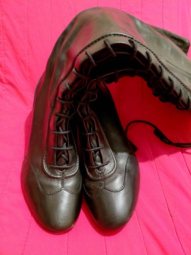 Knee high clarks size black - knee,