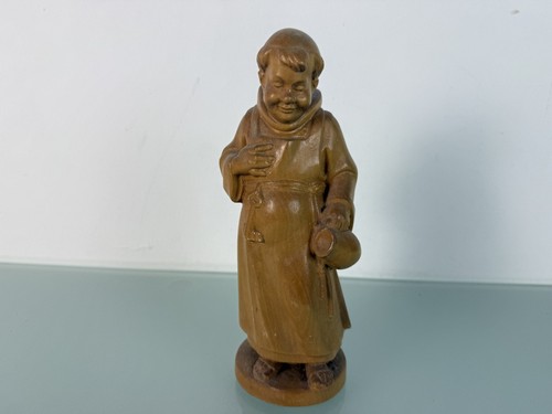 Wooden art carving figure