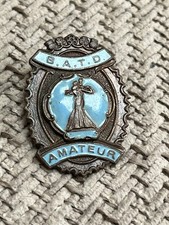 British Association of Teachers of Dancing (B.A.T.D.). ENAMEL BADGE 1958