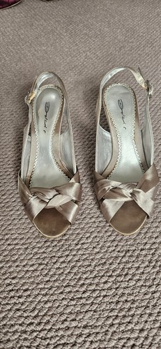 Beige satin slingback - satin,