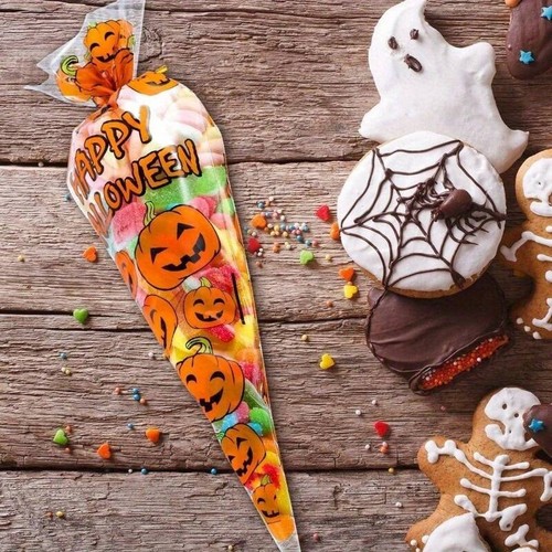 Halloween candy cones - 10,
