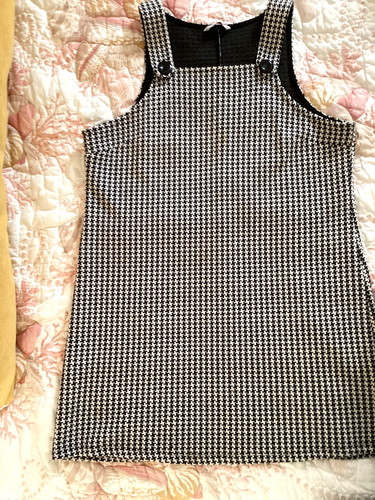 Black and white dogtooth - tu,