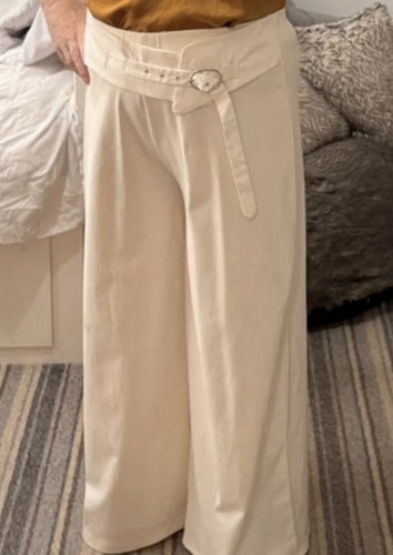 Nwt zara wide legged cream - nwt,