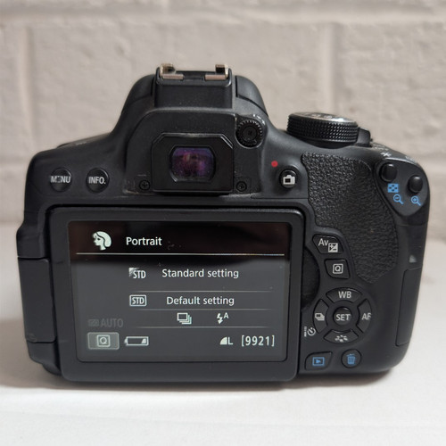 Canon eos 750d - dslr, and