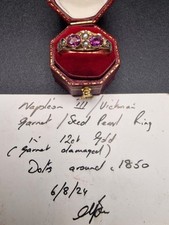 Antique 12ct Gold Garnet Seed