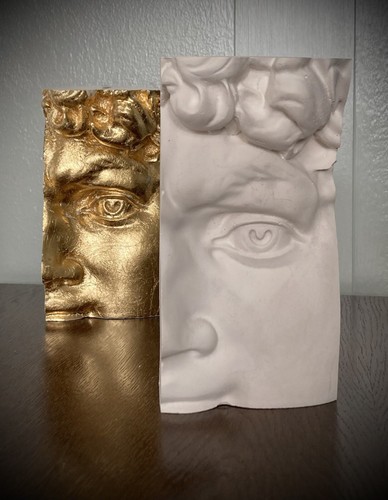 Sculpture bust of - sculpture,