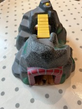 Brio Adventure Tunnel 