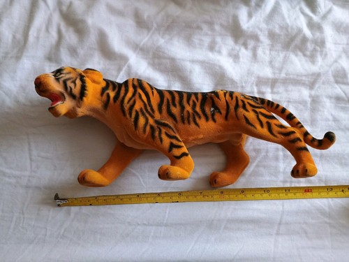 Vintage flocked tiger - flocked, 1970s
